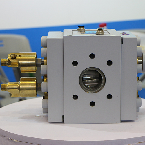 橡膠蜜桃APP污短视频